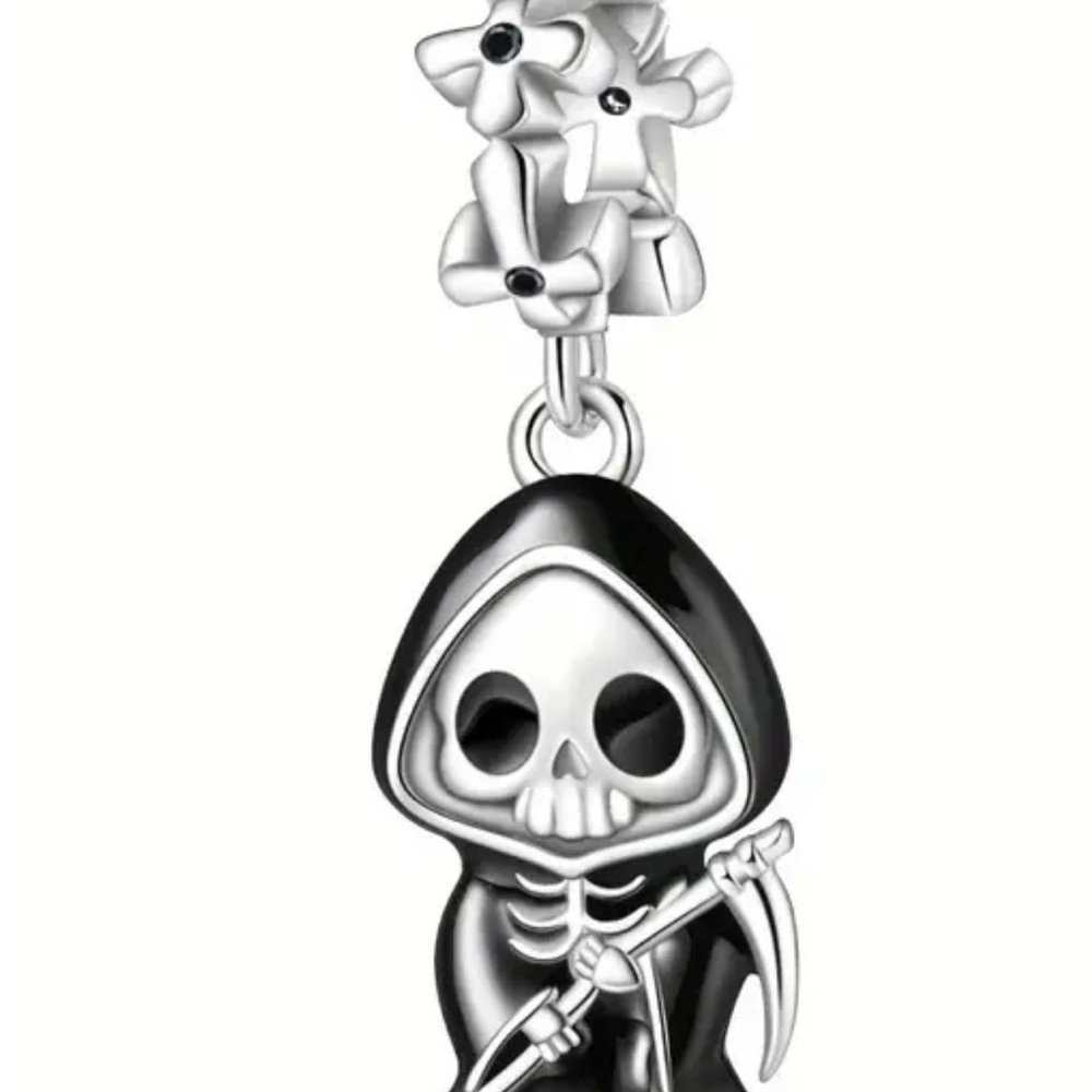 Silver and Black Grim Reaper Charm